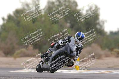 media/Sep-10-2023-SoCal Trackdays (Sun) [[6b4faecef6]]/Turn 7 (840am)/